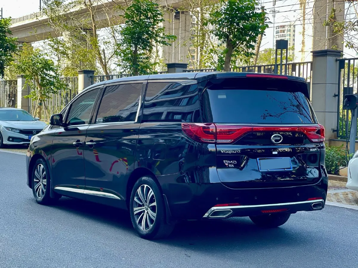 2018 GAC Trumpchi M8 2.0T 201HP L4 6AT,autocango,china used car exporter,china ev exporter,chinese used car exporter,chinese used ev exporter