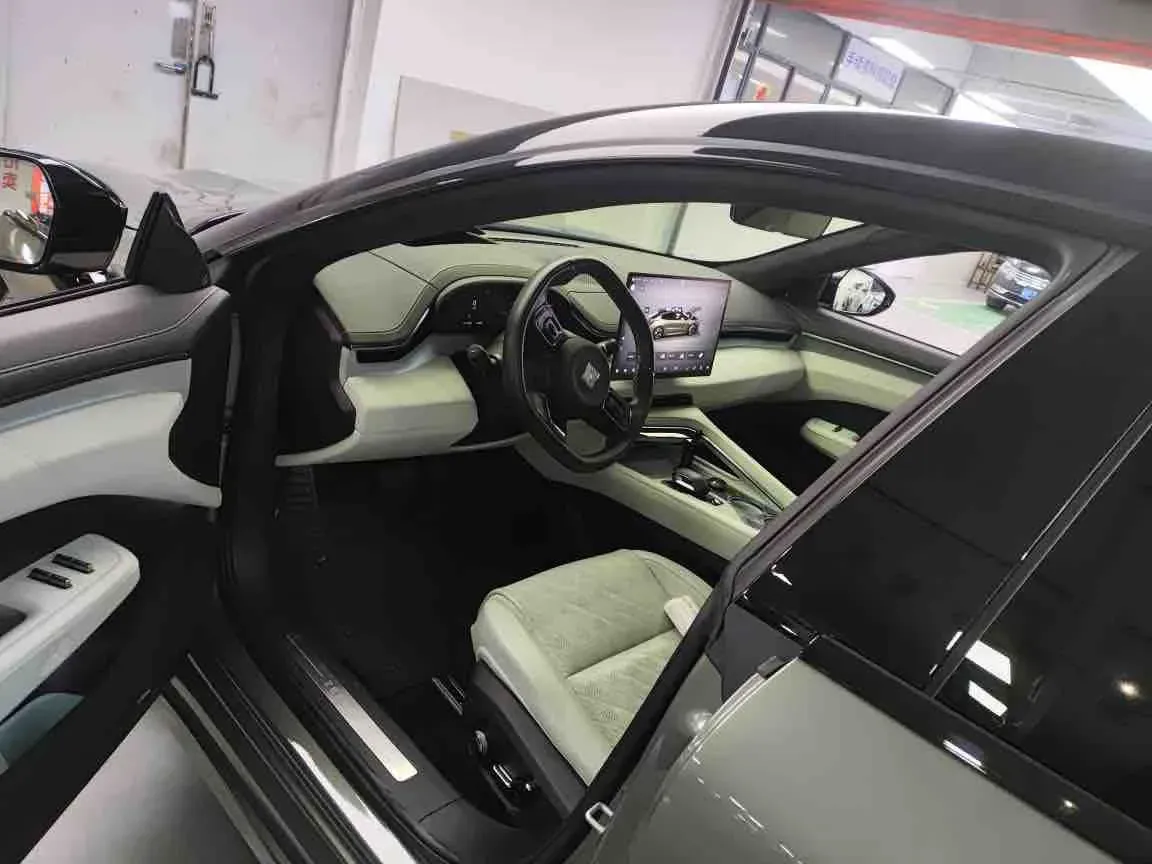 2024 Zeekr 001 BEV 100KWH,autocango,china used car exporter,china ev exporter,chinese used car exporter,chinese used ev exporter