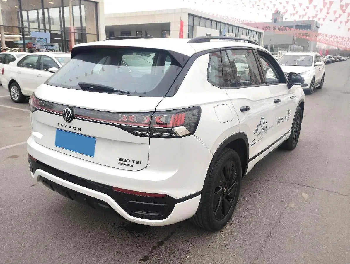 2023 Volkswagen Tayron 2.0T 220HP L4 7DCT,autocango,china used car exporter,china ev exporter,chinese used car exporter,chinese used ev exporter