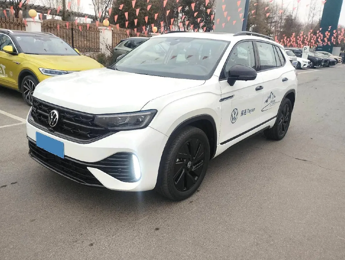 2023 Volkswagen Tayron 2.0T 220HP L4 7DCT,autocango,china used car exporter,china ev exporter,chinese used car exporter,chinese used ev exporter