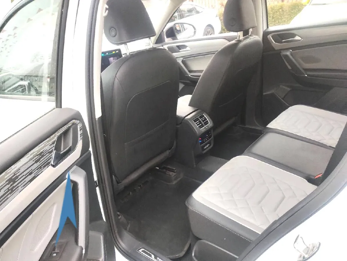 2023 Volkswagen Tayron 2.0T 220HP L4 7DCT,autocango,china used car exporter,china ev exporter,chinese used car exporter,chinese used ev exporter