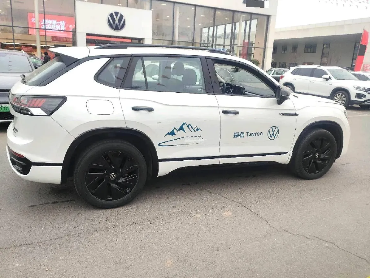 2023 Volkswagen Tayron 2.0T 220HP L4 7DCT,autocango,china used car exporter,china ev exporter,chinese used car exporter,chinese used ev exporter