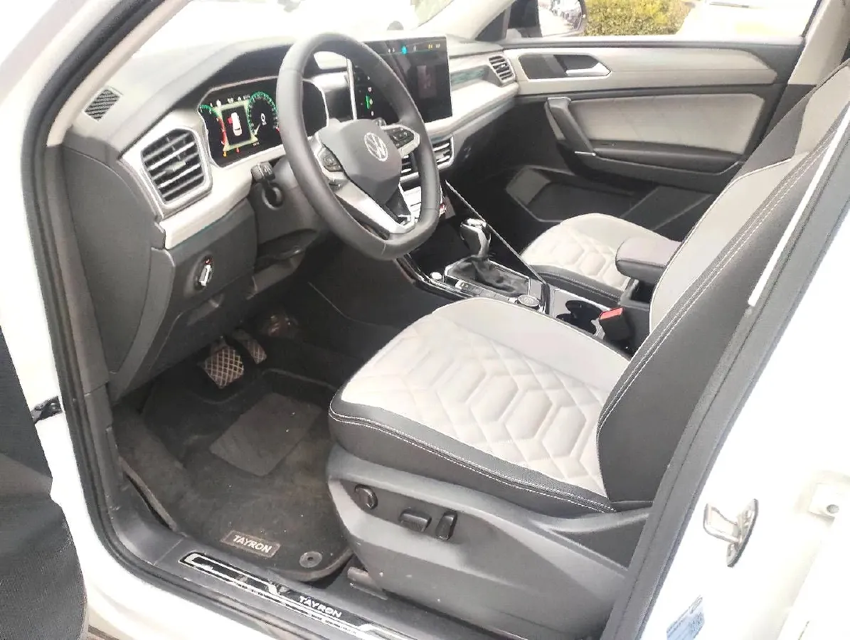 2023 Volkswagen Tayron 2.0T 220HP L4 7DCT,autocango,china used car exporter,china ev exporter,chinese used car exporter,chinese used ev exporter