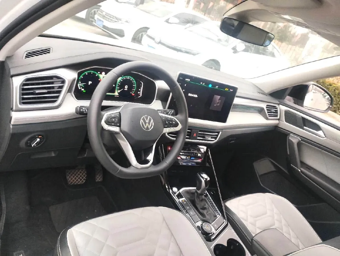 2023 Volkswagen Tayron 2.0T 220HP L4 7DCT,autocango,china used car exporter,china ev exporter,chinese used car exporter,chinese used ev exporter