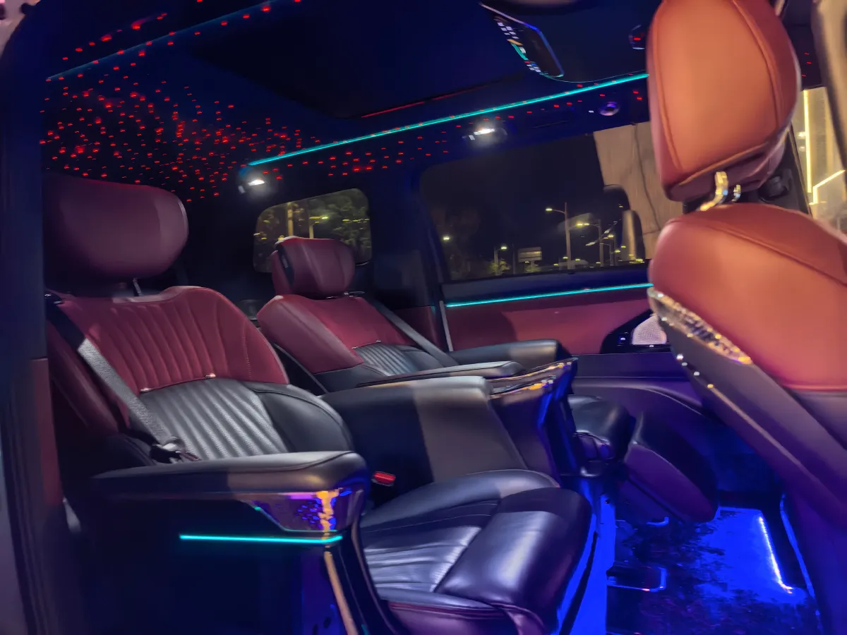 2023 GAC Trumpchi M8 2.0T 252HP L4 8AT,autocango,china used car exporter,china ev exporter,chinese used car exporter,chinese used ev exporter