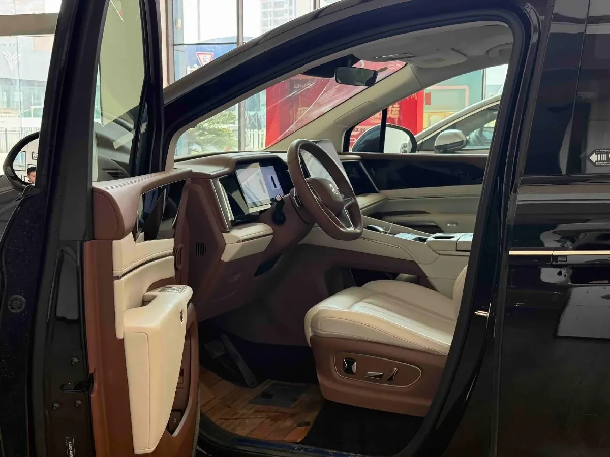 2025 BYD Xia 1.5T 156HP L4 E-CVT PHEV 36.6KWH,autocango,china used car exporter,china ev exporter,chinese used car exporter,chinese used ev exporter