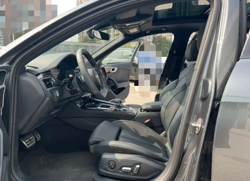 2024 Audi A4L 2.0T 190HP L4 7DCT,autocango,china used car exporter,china ev exporter,chinese used car exporter,chinese used ev exporter