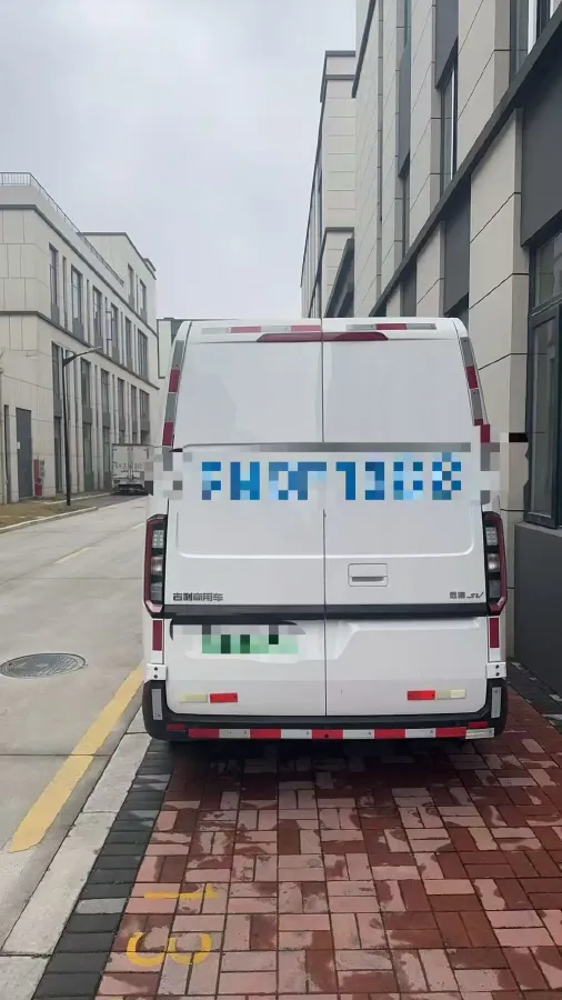 2024 YuanChen Super Van BEV 68KWH,autocango,china used car exporter,china ev exporter,chinese used car exporter,chinese used ev exporter