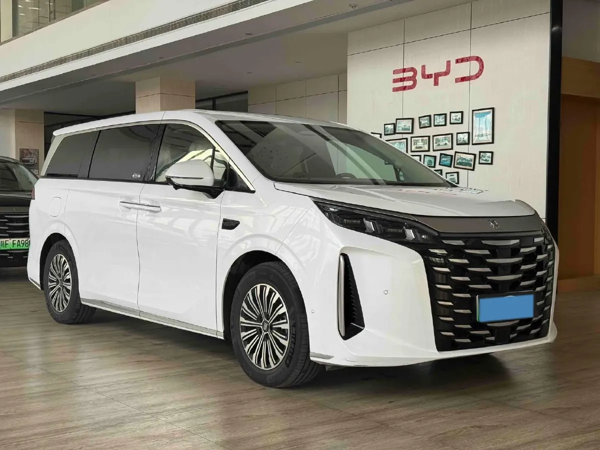 2025 BYD Xia 1.5T 156HP L4 E-CVT PHEV 36.6KWH,autocango,china used car exporter,china ev exporter,chinese used car exporter,chinese used ev exporter