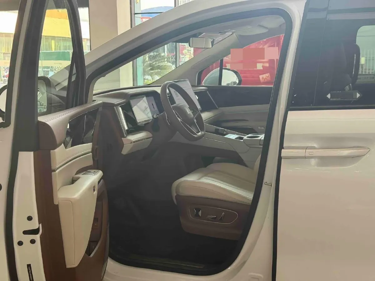 2025 BYD Xia 1.5T 156HP L4 E-CVT PHEV 36.6KWH,autocango,china used car exporter,china ev exporter,chinese used car exporter,chinese used ev exporter