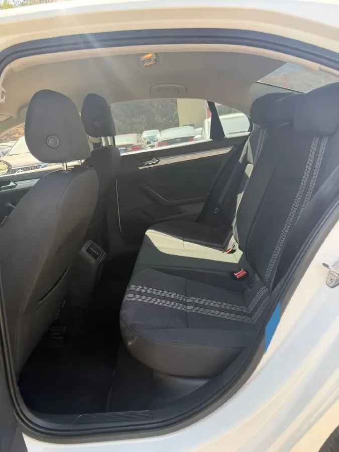 2017 Volkswagen Lamando 1.4T 131HP L4 7DCT,autocango,china used car exporter,china ev exporter,chinese used car exporter,chinese used ev exporter