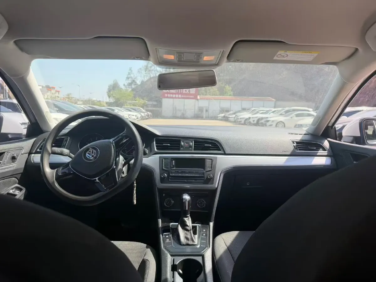 2017 Volkswagen Lamando 1.4T 131HP L4 7DCT,autocango,china used car exporter,china ev exporter,chinese used car exporter,chinese used ev exporter