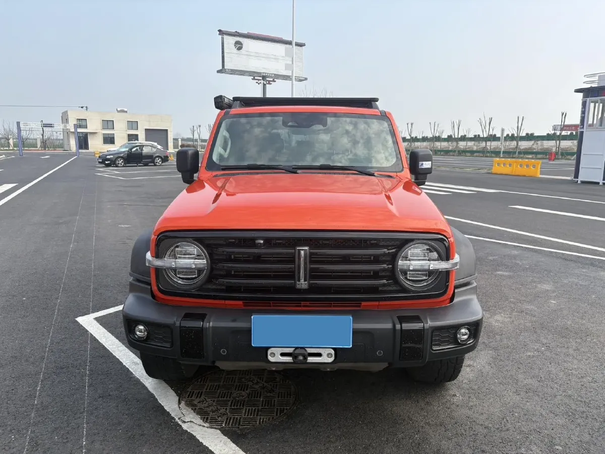 2021 Tank 300 2.0T 227HP L4 8AT,autocango,china used car exporter,china ev exporter,chinese used car exporter,chinese used ev exporter