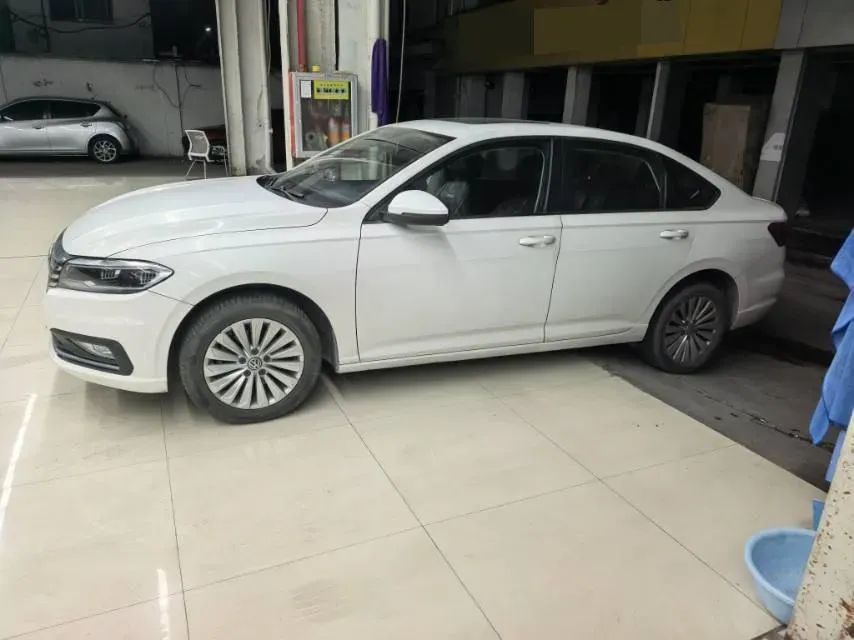 2018 Skoda Karoq 1.4T 150HP L4 7DCT,autocango,china used car exporter,china ev exporter,chinese used car exporter,chinese used ev exporter