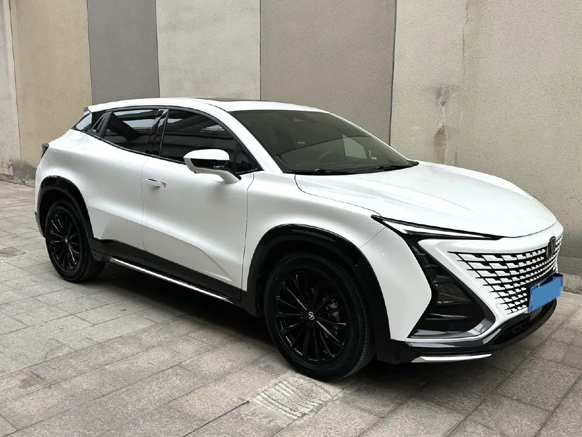 2023 ChangAn UNI-T 1.5T 188HP L4 7DCT,autocango,china used car exporter,china ev exporter,chinese used car exporter,chinese used ev exporter