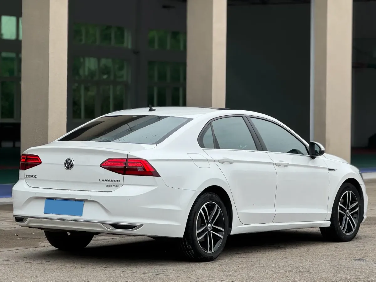 2019 Volkswagen Passat 1.4T 150HP L4 7DCT,autocango,china used car exporter,china ev exporter,chinese used car exporter,chinese used ev exporter