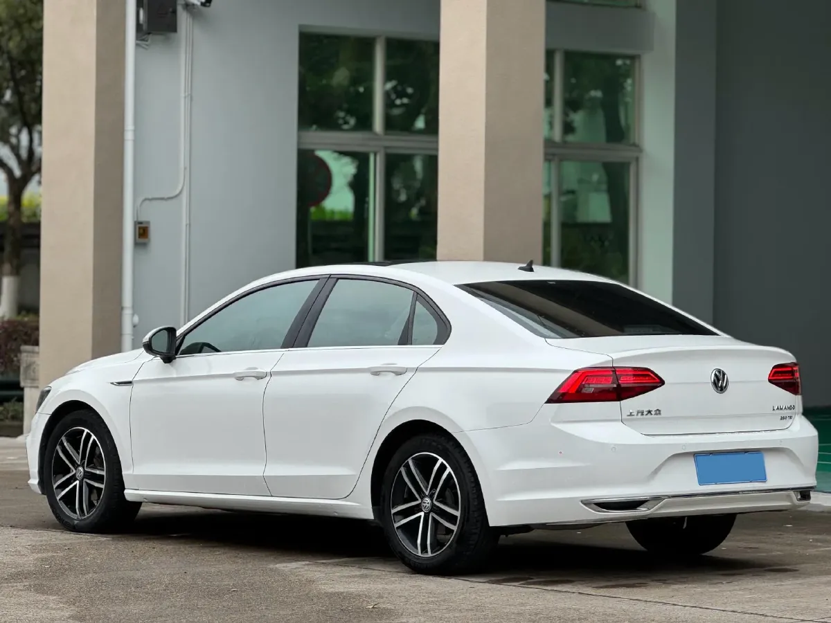 2019 Volkswagen Passat 1.4T 150HP L4 7DCT,autocango,china used car exporter,china ev exporter,chinese used car exporter,chinese used ev exporter