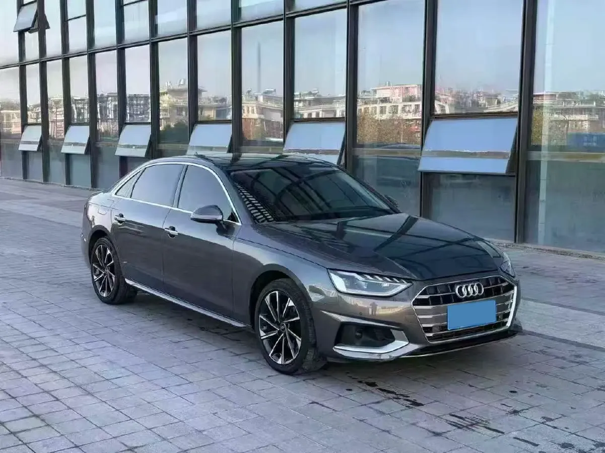 2020 Audi A4L 2.0T 190HP L4 7DCT,autocango,china used car exporter,china ev exporter,chinese used car exporter,chinese used ev exporter