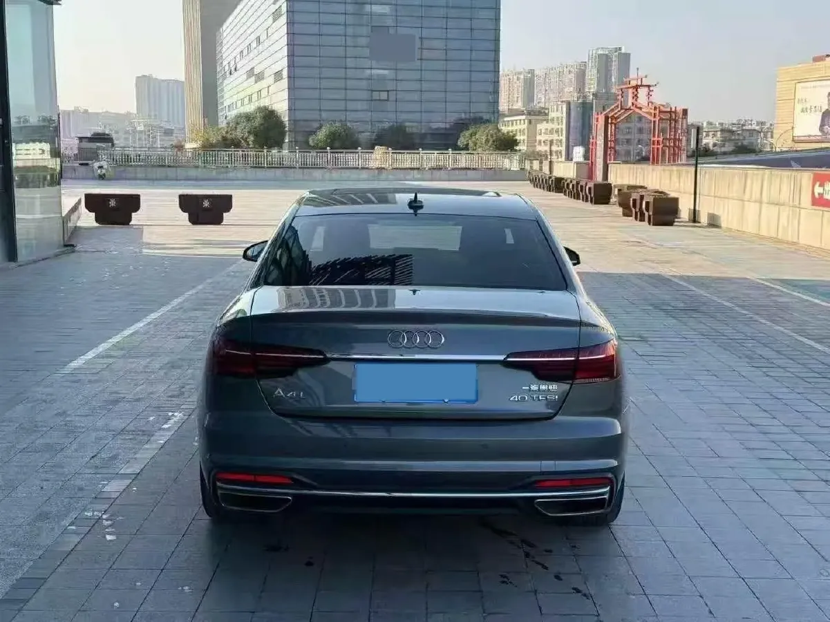 2020 Audi A4L 2.0T 190HP L4 7DCT,autocango,china used car exporter,china ev exporter,chinese used car exporter,chinese used ev exporter