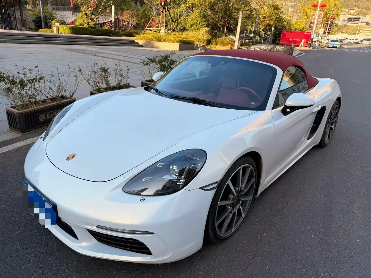 2018 Porsche 718 2.0T 250HP H4 7DCT,autocango,china used car exporter,china ev exporter,chinese used car exporter,chinese used ev exporter