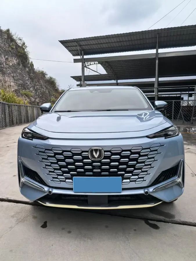 2021 ChangAn UNI-K 2.0T 233HP L4 8AT,autocango,china used car exporter,china ev exporter,chinese used car exporter,chinese used ev exporter