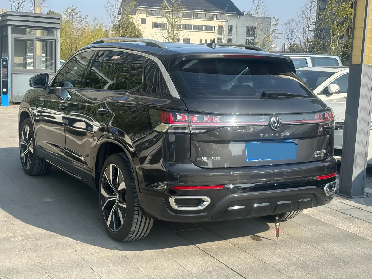 2024 Volkswagen Tayron 2.0T 220HP L4 7DCT,autocango,china used car exporter,china ev exporter,chinese used car exporter,chinese used ev exporter