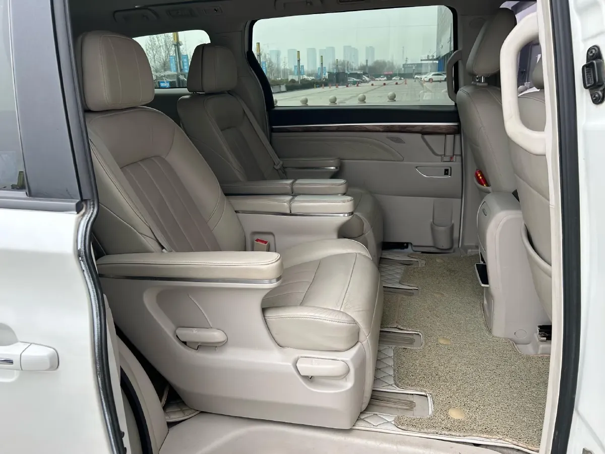 2018 GAC Trumpchi M8 2.0T 201HP L4 6AT,autocango,china used car exporter,china ev exporter,chinese used car exporter,chinese used ev exporter