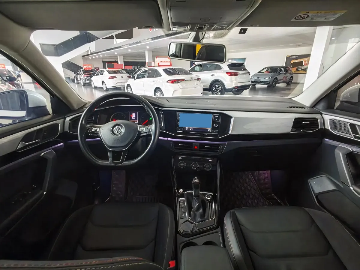 2019 Jeep Cherokee 2.0T 234HP L4 9AT,autocango,china used car exporter,china ev exporter,chinese used car exporter,chinese used ev exporter