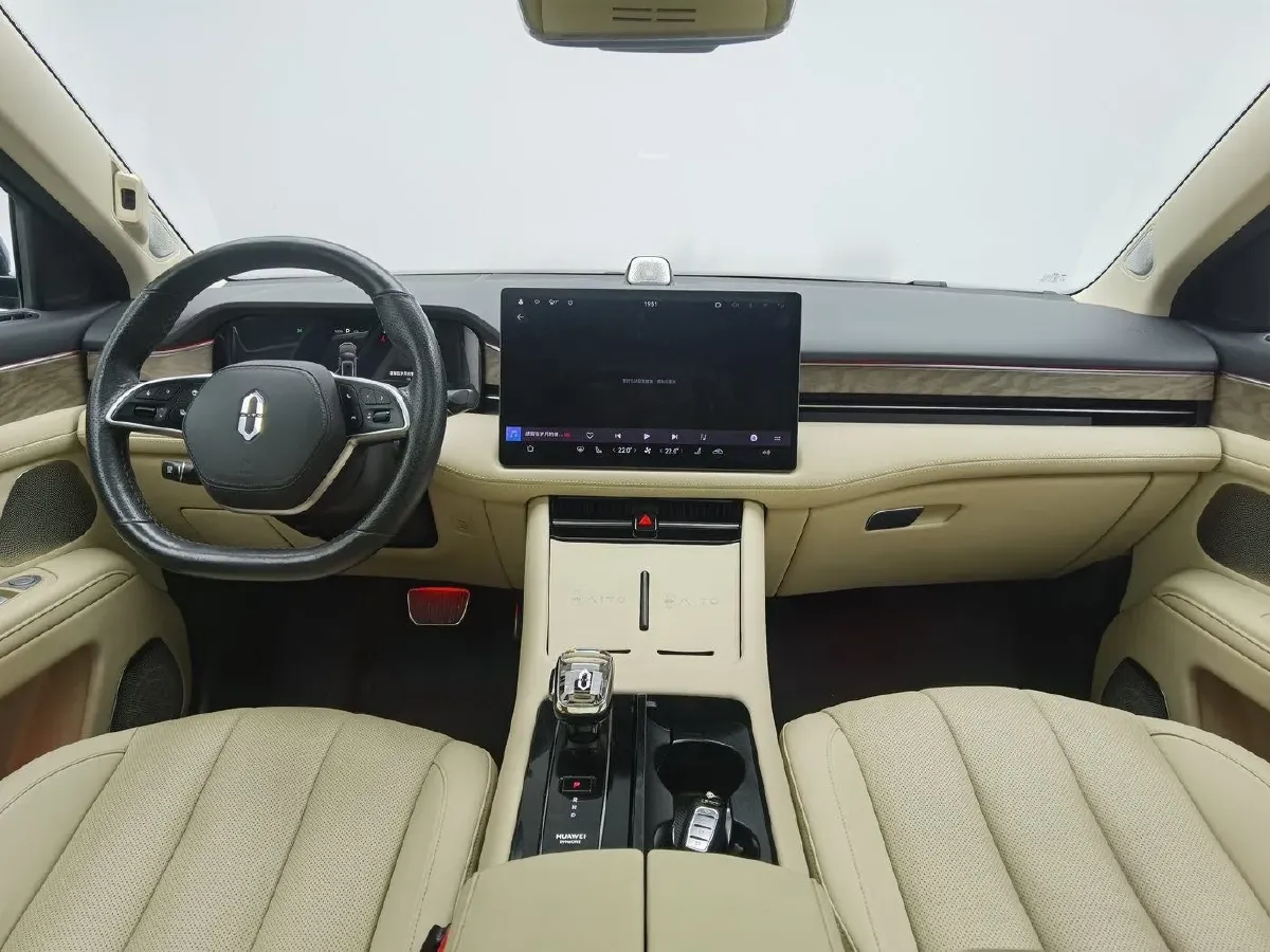 2022 Volvo S60 2.0T 197HP L4 8AT,autocango,china used car exporter,china ev exporter,chinese used car exporter,chinese used ev exporter