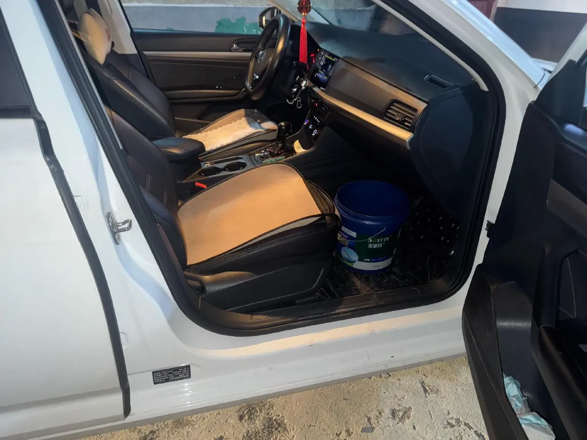 2021 Volkswagen Lavida 1.5L 113HP L4 6AT,autocango,china used car exporter,china ev exporter,chinese used car exporter,chinese used ev exporter