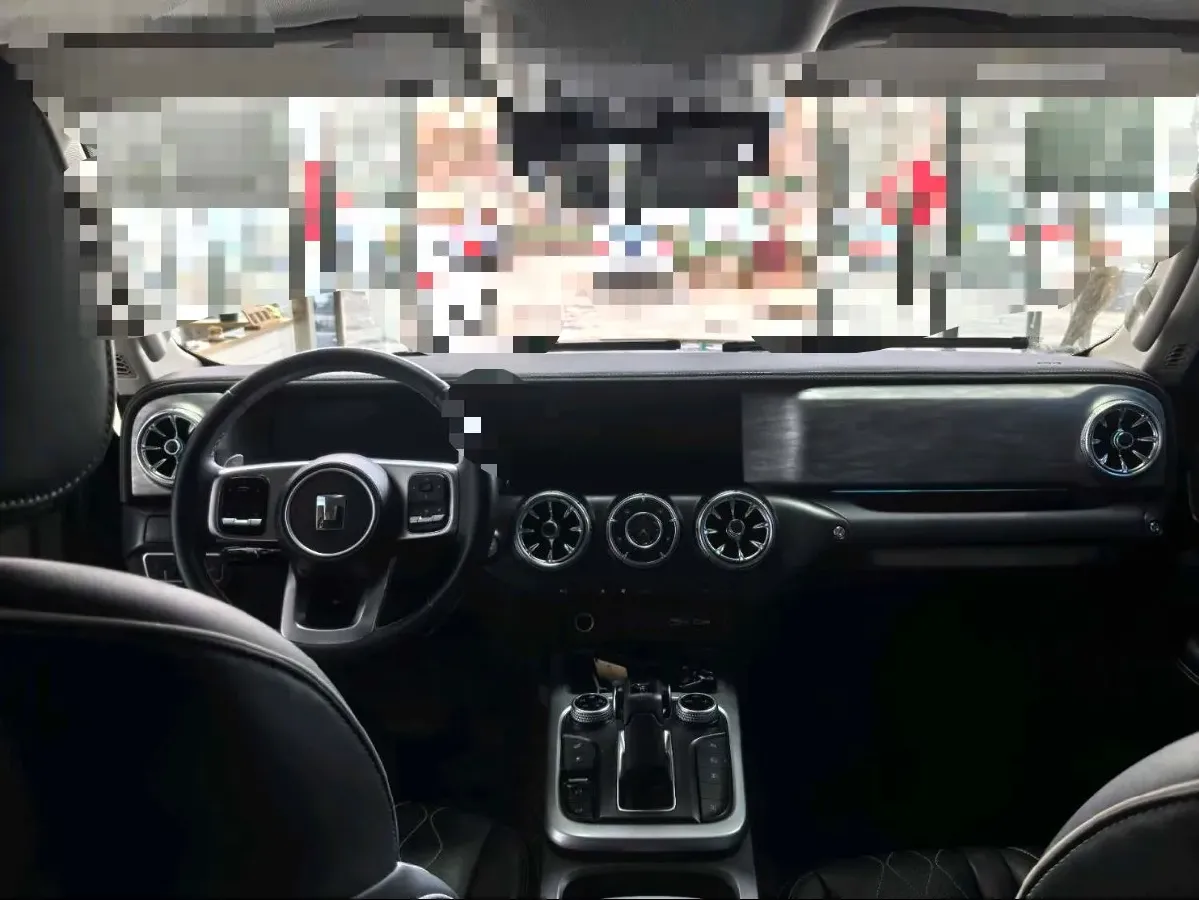 2023 Tank 300 2.0T 227HP L4 8AT,autocango,china used car exporter,china ev exporter,chinese used car exporter,chinese used ev exporter