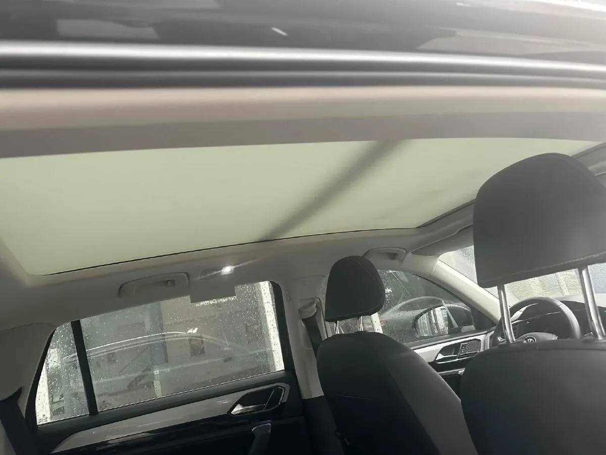 2021 Volkswagen Tayron 2.0T 186HP L4 7DCT,autocango,china used car exporter,china ev exporter,chinese used car exporter,chinese used ev exporter