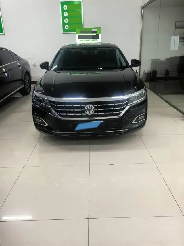 2019 Volvo V40 1.5T 152HP L4 6AT,autocango,china used car exporter,china ev exporter,chinese used car exporter,chinese used ev exporter