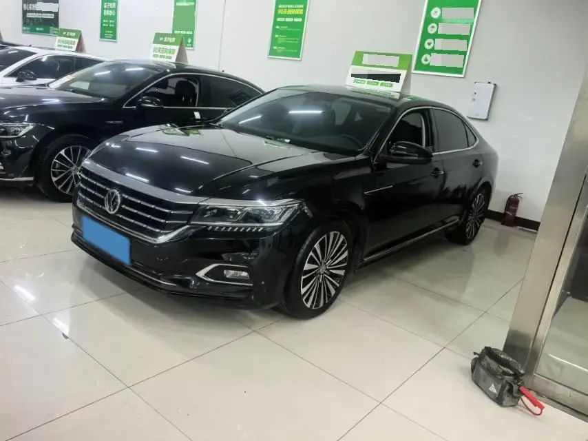 2019 Volvo V40 1.5T 152HP L4 6AT,autocango,china used car exporter,china ev exporter,chinese used car exporter,chinese used ev exporter