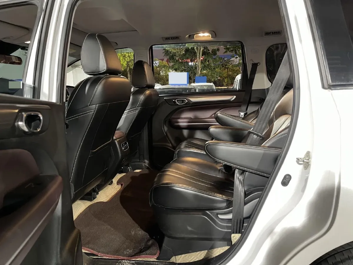 2021 GAC Trumpchi M6 1.5T 169HP L4 7DCT,autocango,china used car exporter,china ev exporter,chinese used car exporter,chinese used ev exporter