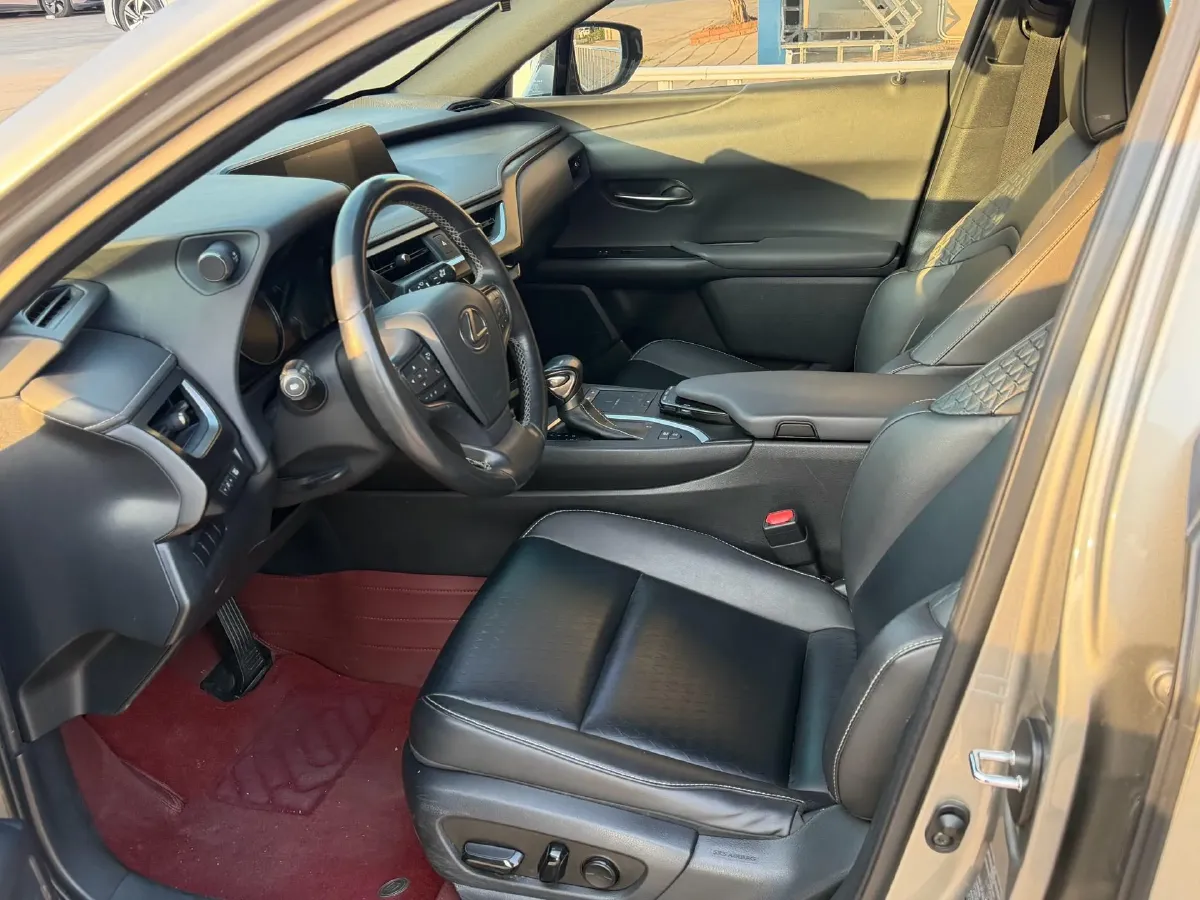 2020 Lexus UX 2.0L 146HP L4 E-CVT Hybrid,autocango,china used car exporter,china ev exporter,chinese used car exporter,chinese used ev exporter