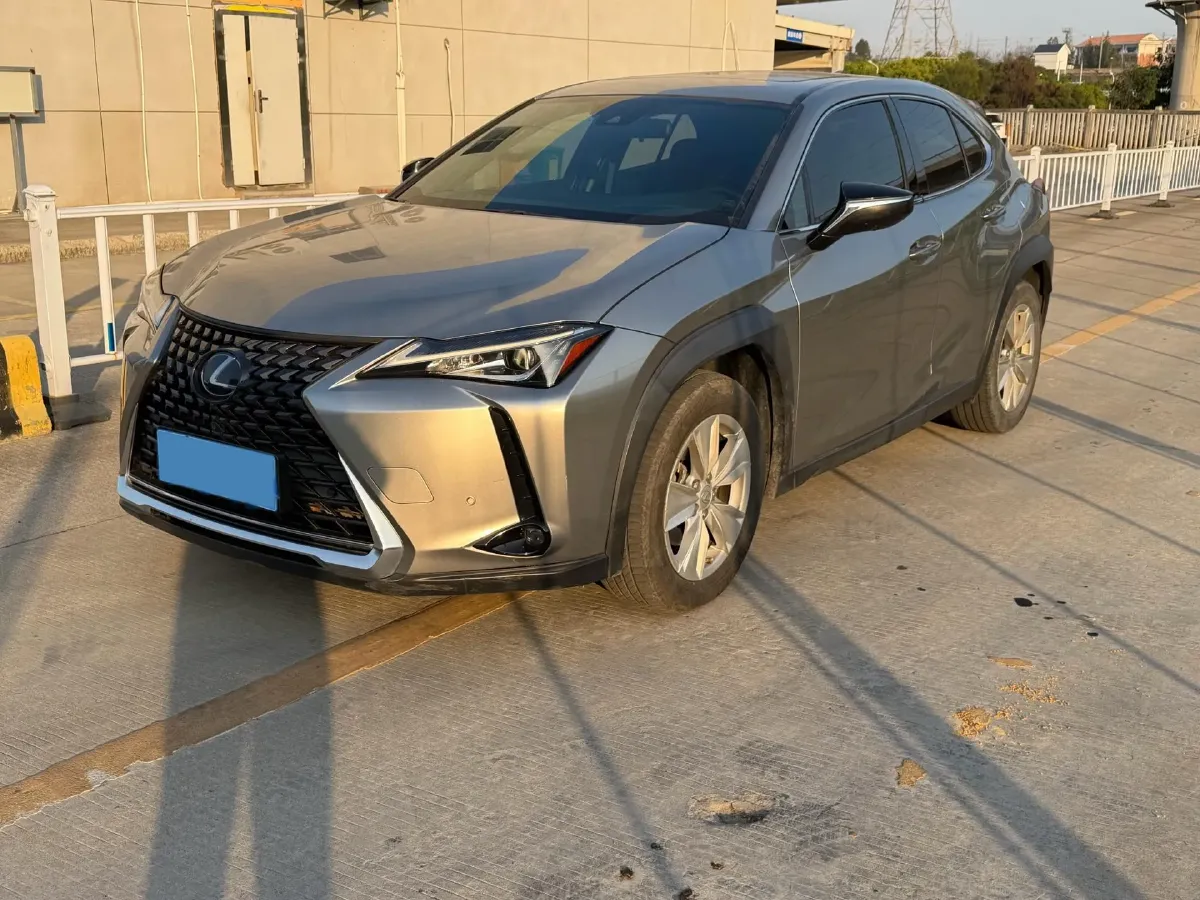 2020 Lexus UX 2.0L 146HP L4 E-CVT Hybrid,autocango,china used car exporter,china ev exporter,chinese used car exporter,chinese used ev exporter