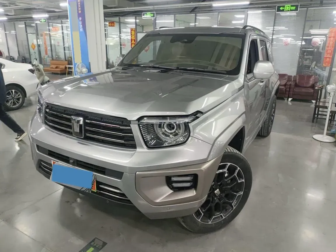 2024 Tank 700 3.0T 360HP V6 9AT PHEV 37.1KWH,autocango,china used car exporter,china ev exporter,chinese used car exporter,chinese used ev exporter