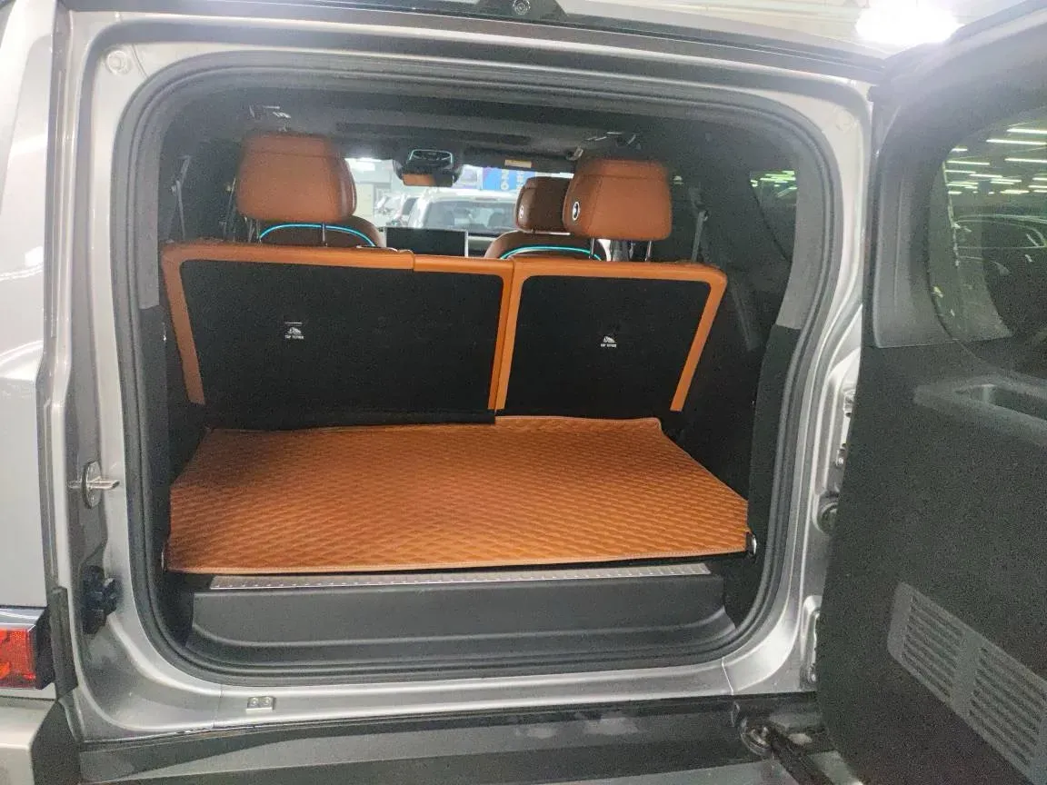 2024 Tank 700 3.0T 360HP V6 9AT PHEV 37.1KWH,autocango,china used car exporter,china ev exporter,chinese used car exporter,chinese used ev exporter