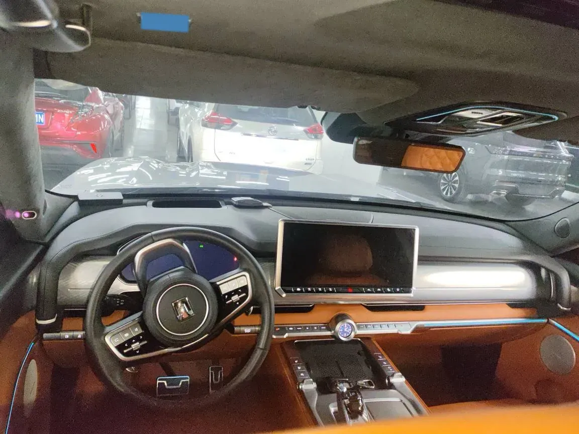 2024 Tank 700 3.0T 360HP V6 9AT PHEV 37.1KWH,autocango,china used car exporter,china ev exporter,chinese used car exporter,chinese used ev exporter
