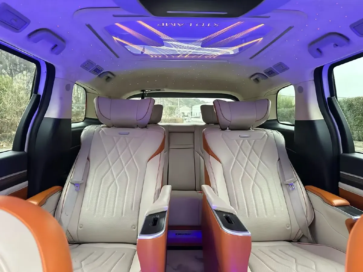 2023 GAC Trumpchi M8 2.0T 252HP L4 8AT,autocango,china used car exporter,china ev exporter,chinese used car exporter,chinese used ev exporter