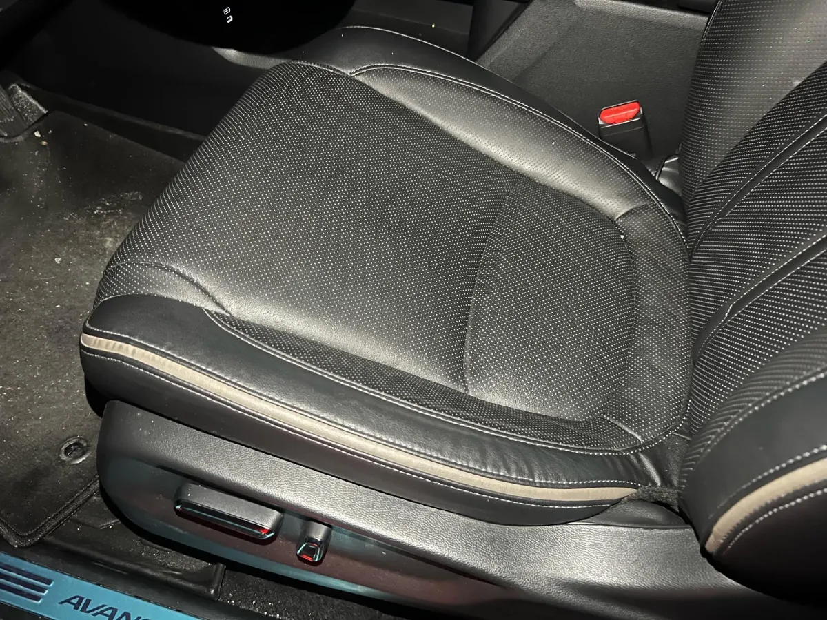 2023 Honda Avancier 2.0T 261HP L4 9AT,autocango,china used car exporter,china ev exporter,chinese used car exporter,chinese used ev exporter