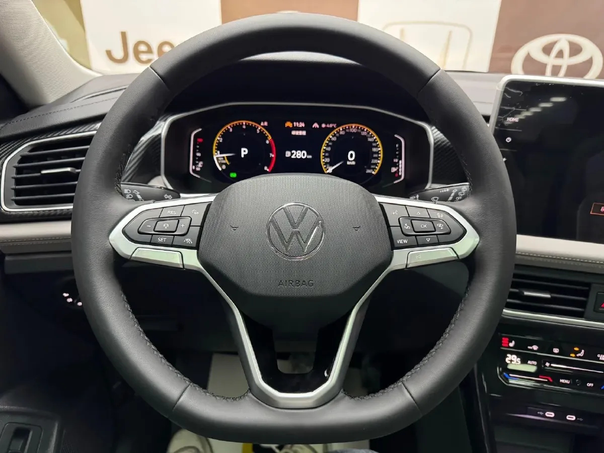 2023 Volkswagen Tayron 1.4T 150HP L4 7DCT,autocango,china used car exporter,china ev exporter,chinese used car exporter,chinese used ev exporter