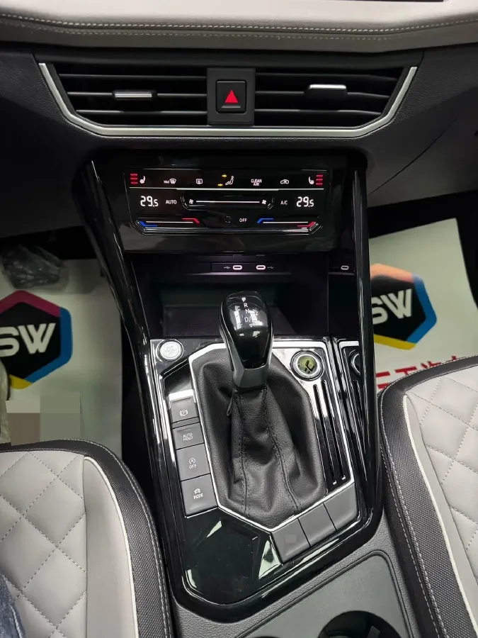 2023 Volkswagen Tayron 1.4T 150HP L4 7DCT,autocango,china used car exporter,china ev exporter,chinese used car exporter,chinese used ev exporter