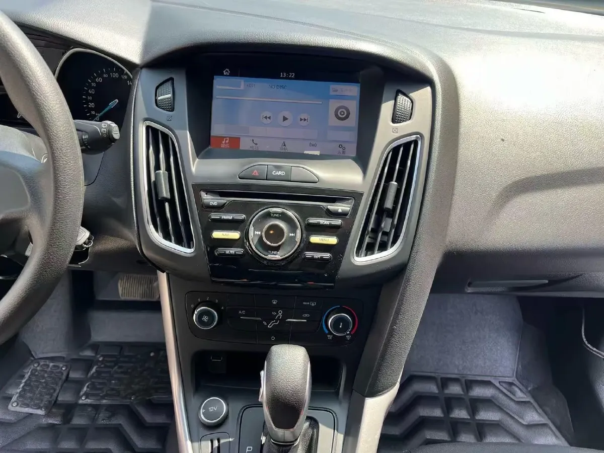 2018 Ford Focus 1.6L 125HP L4 6DCT,autocango,china used car exporter,china ev exporter,chinese used car exporter,chinese used ev exporter