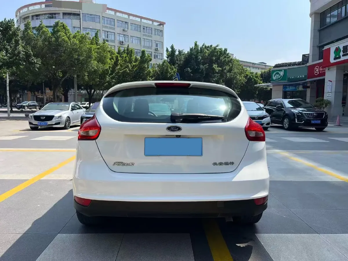 2018 Ford Focus 1.6L 125HP L4 6DCT,autocango,china used car exporter,china ev exporter,chinese used car exporter,chinese used ev exporter