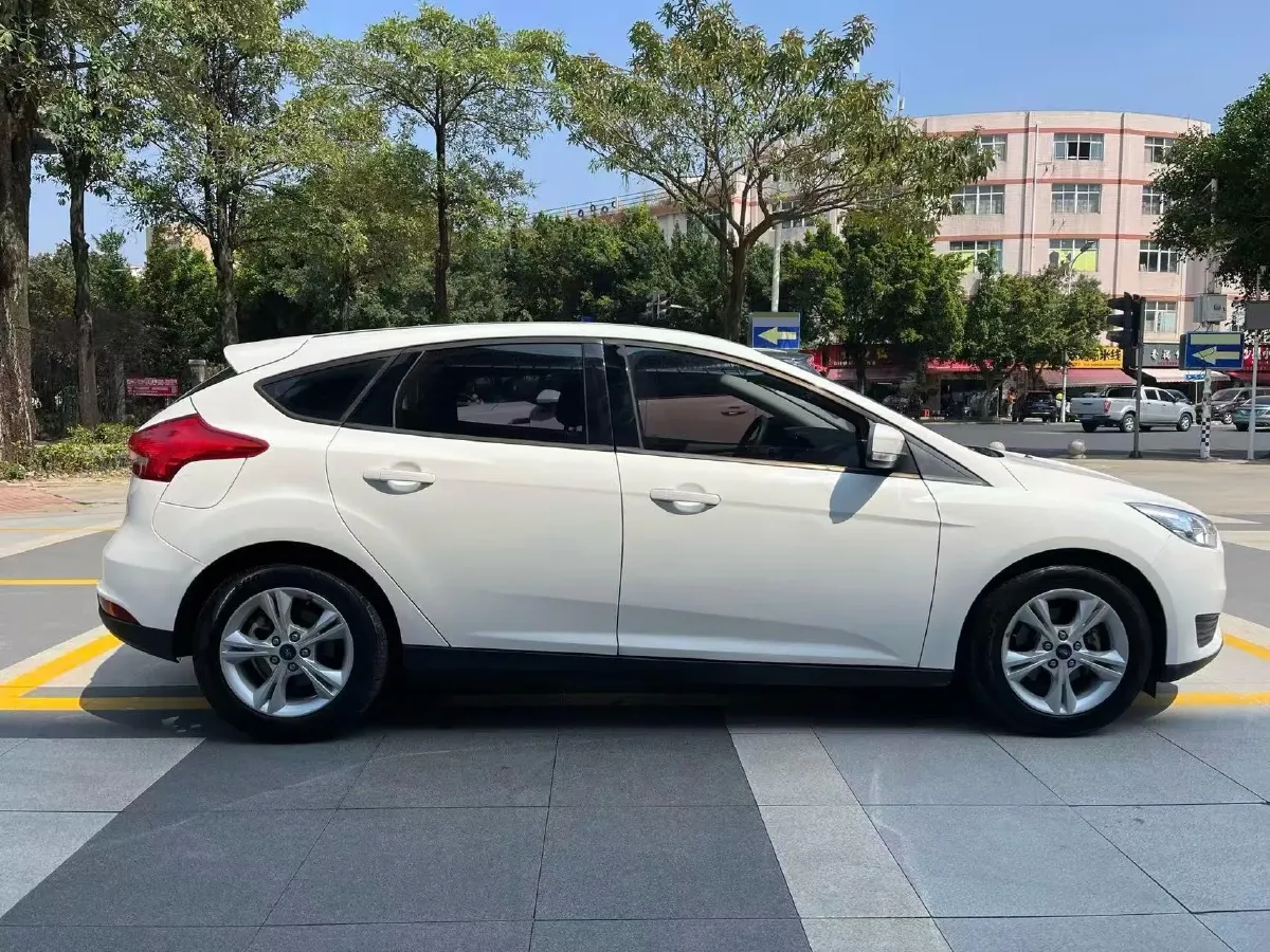 2018 Ford Focus 1.6L 125HP L4 6DCT,autocango,china used car exporter,china ev exporter,chinese used car exporter,chinese used ev exporter