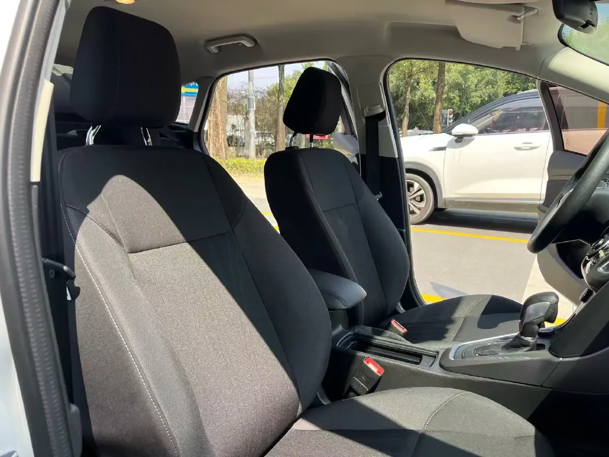 2018 Ford Focus 1.6L 125HP L4 6DCT,autocango,china used car exporter,china ev exporter,chinese used car exporter,chinese used ev exporter