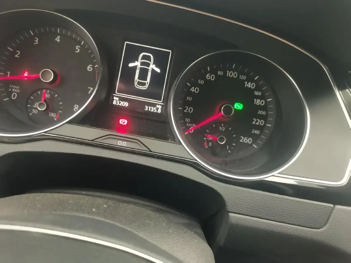 2020 Volkswagen CC 2.0T 186HP L4 7DCT,autocango,china used car exporter,china ev exporter,chinese used car exporter,chinese used ev exporter