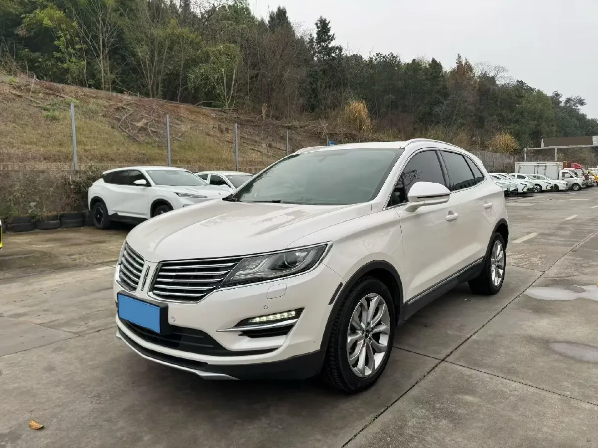 2018 Lincoln MKC 2.0T 203HP L4 6AT,autocango,china used car exporter,china ev exporter,chinese used car exporter,chinese used ev exporter